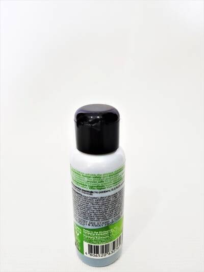 image 3: Oil-fighting Face Wash 50 ml