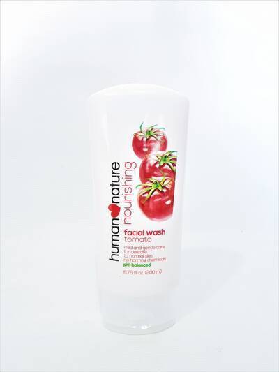 Tomato Nourishing Facial Wash 200 ml